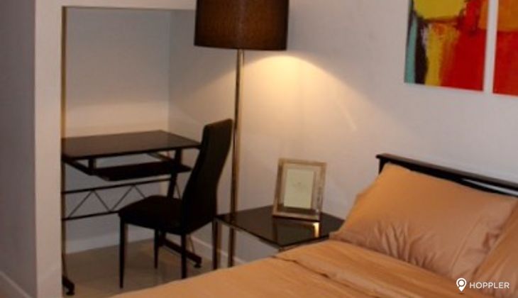 "Studio Condo for Rent in Senta, Legazpi Village, Makati"04