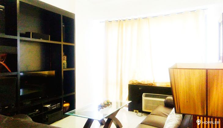 "2BR Condo for Rent in Eastwood Parkview, Eastwood City, Quezon City"03
