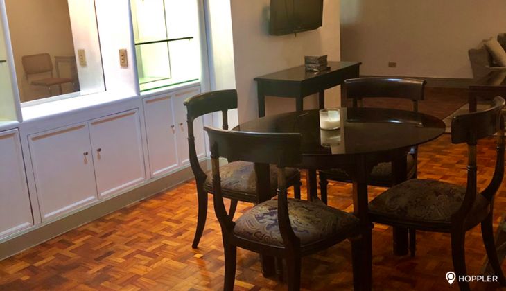 "2BR Condo for Rent in La Maison, San Lorenzo Village, Makati"07