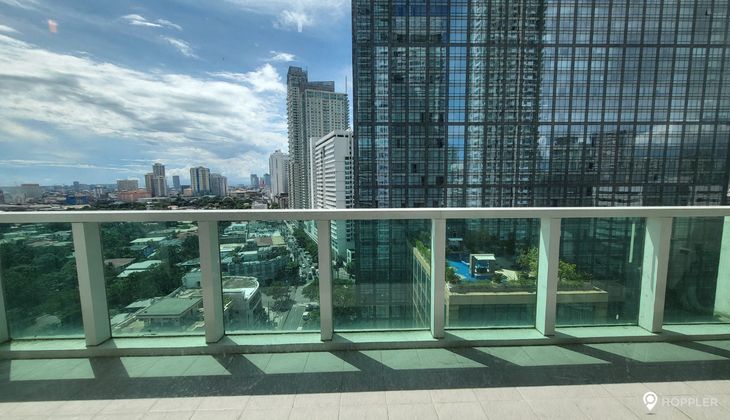 "1BR Condo for Rent in Park Terraces, San Lorenzo Village, Makati"05