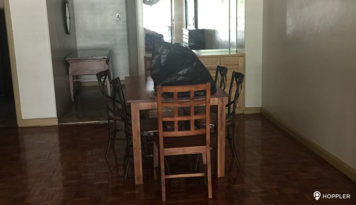 "2BR Condo for Rent in Century Plaza, Legazpi Village, Makati"02