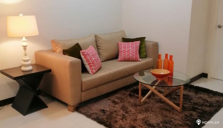 "2BR Condo for Rent in Torre de Manila, Ermita, Manila"05