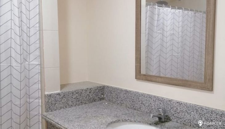 "2BR Condo for Rent in Torre de Manila, Ermita, Manila"07