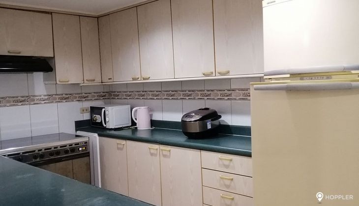 "3BR Condo for Rent in One Lafayette Square, Salcedo Village, Makati"04