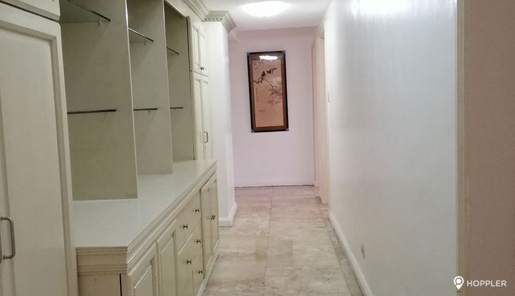 "3BR Condo for Rent in One Lafayette Square, Salcedo Village, Makati"06