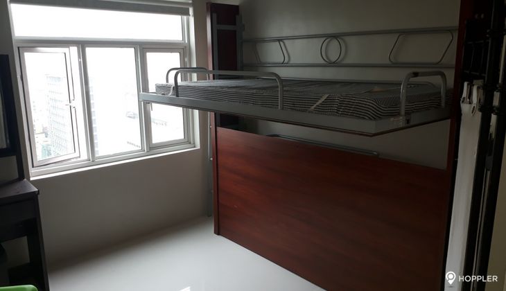 "1BR