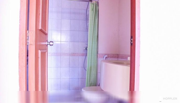 "Studio Condo for Rent in Paseo Parkview Suites, Salcedo Village, Makati"03