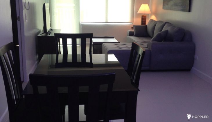 "1BR Condo for Rent in Red Oak at Two Serendra, BGC - Bonifacio Global City, Taguig"02