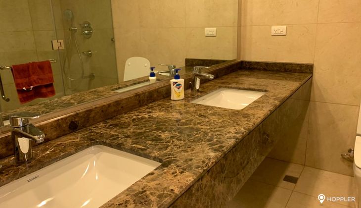 "3BR Condo for Rent in The Suites at One Bonifacio High Street, BGC - Bonifacio Global City, Taguig"03