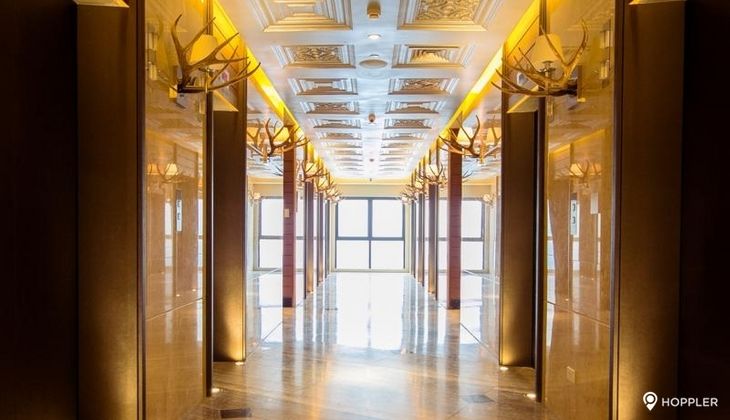 "1BR Condo for Rent in The Knightsbridge Residences, Poblacion, Makati"10