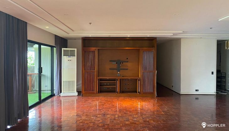 "3BR Condo for Rent in Makati Tuscany, Urdaneta Village, Makati"03