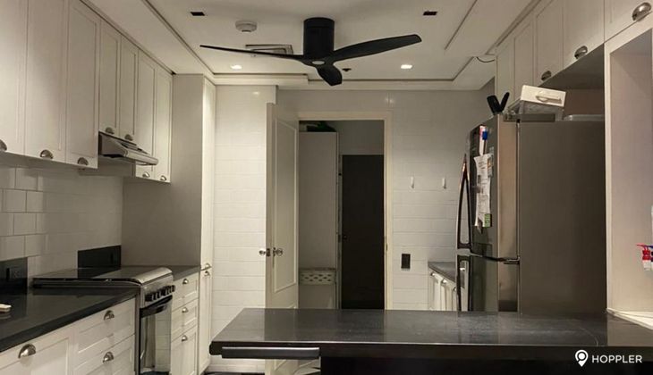 "3BR Condo for Rent in Makati Tuscany, Urdaneta Village, Makati"04