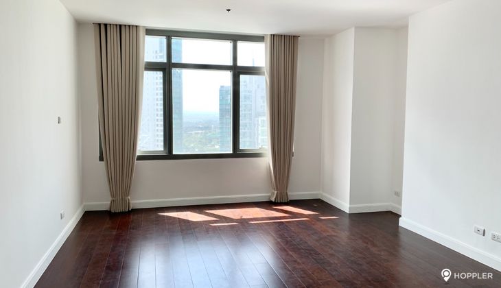 "2BR Condo for Rent in The Suites at One Bonifacio High Street, BGC - Bonifacio Global City, Taguig"03
