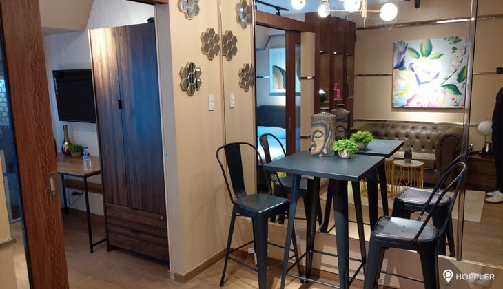 "1BR Condo for Rent in The Rise Makati, San Antonio Village, Makati"06
