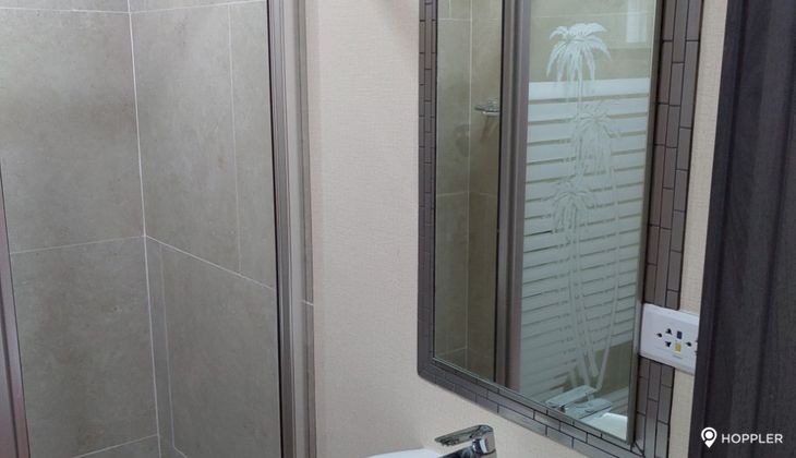 "1BR Condo for Rent in The Rise Makati, San Antonio Village, Makati"10