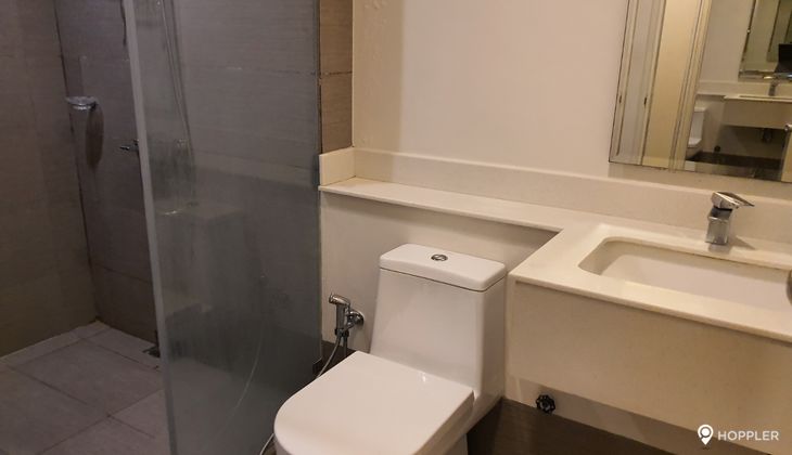 "2BR Condo for Rent in Arya Residences, BGC - Bonifacio Global City, Taguig"05
