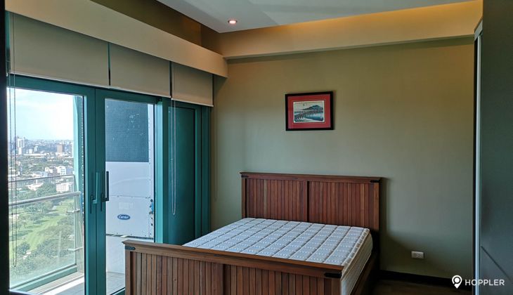 "2BR Condo for Rent in 8 Forbes Town Road, BGC - Bonifacio Global City, Taguig"06