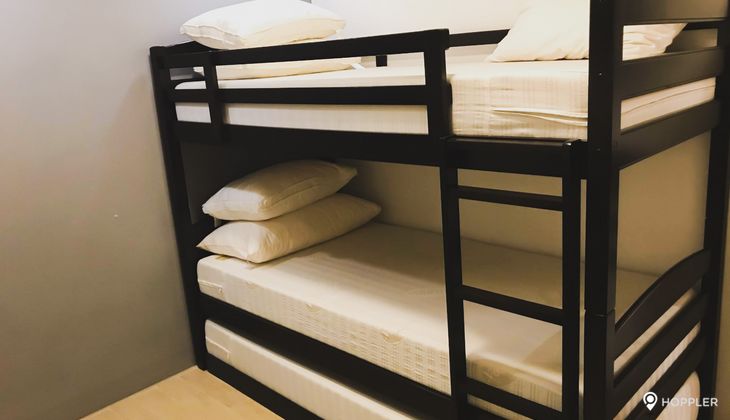 "4BR Condo for Rent in Manhattan Parkview, Cubao, Quezon City"09