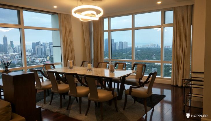 "3BR Condo for Rent in One Roxas Triangle, Urdaneta Village, Makati"03