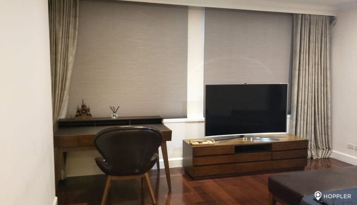 "3BR Condo for Rent in One Roxas Triangle, Urdaneta Village, Makati"04