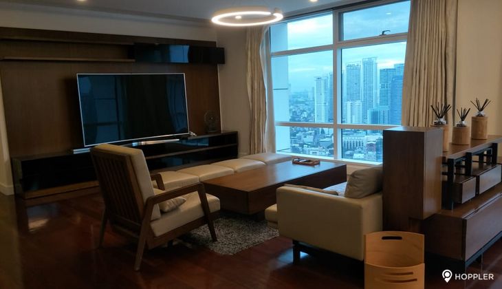 "3BR Condo for Rent in One Roxas Triangle, Urdaneta Village, Makati"06