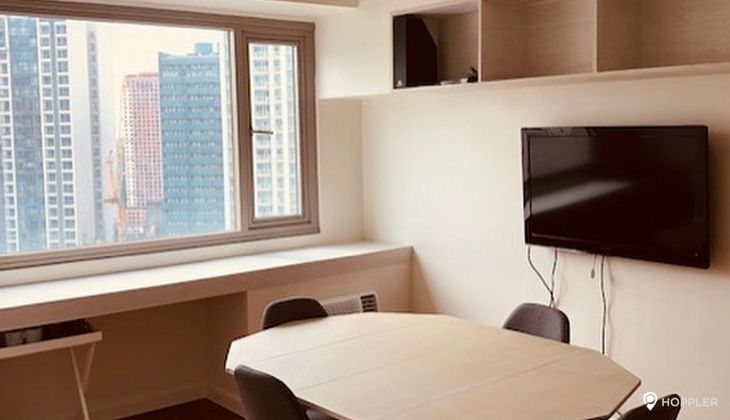 "1BR Condo for Rent in Eton Tower, Legazpi Village, Makati"01