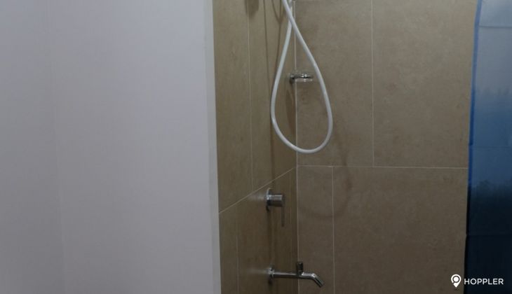 "1BR Condo for Rent in The Rise Makati, San Antonio Village, Makati"02