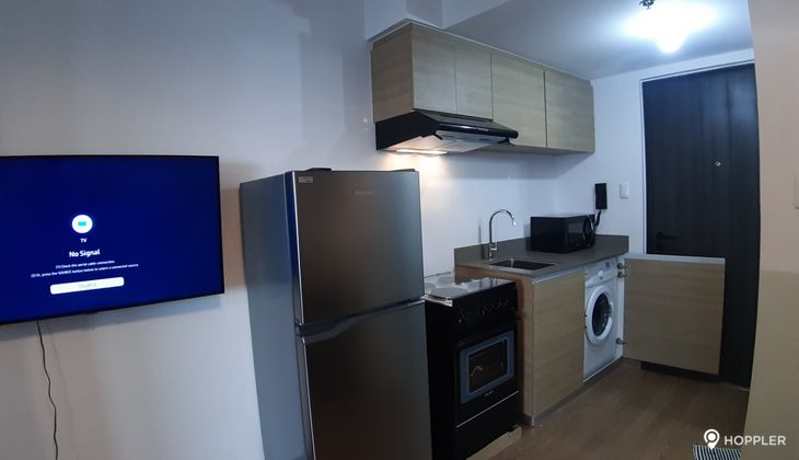 "1BR Condo for Rent in The Rise Makati, San Antonio Village, Makati"06
