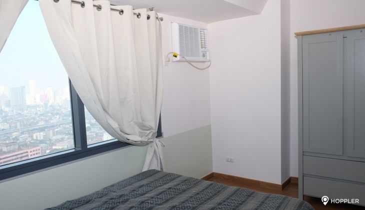 "1BR Condo for Rent in The Rise Makati, San Antonio Village, Makati"10