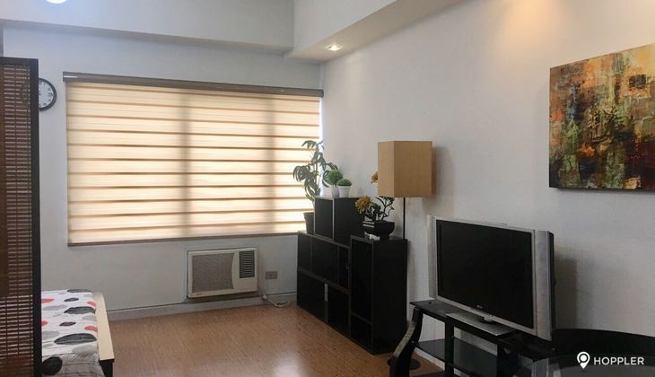 "Studio Condo for Rent in Fairways Tower, BGC - Bonifacio Global City, Taguig"05