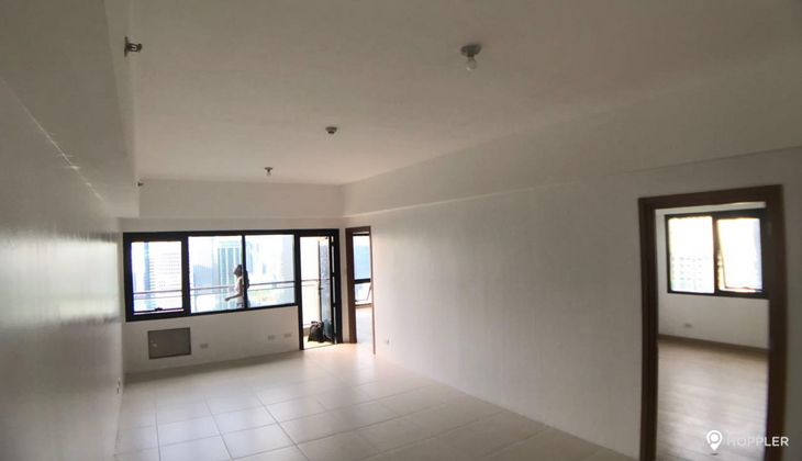 "2BR Condo for Rent in Icon Plaza, BGC - Bonifacio Global City, Taguig"10