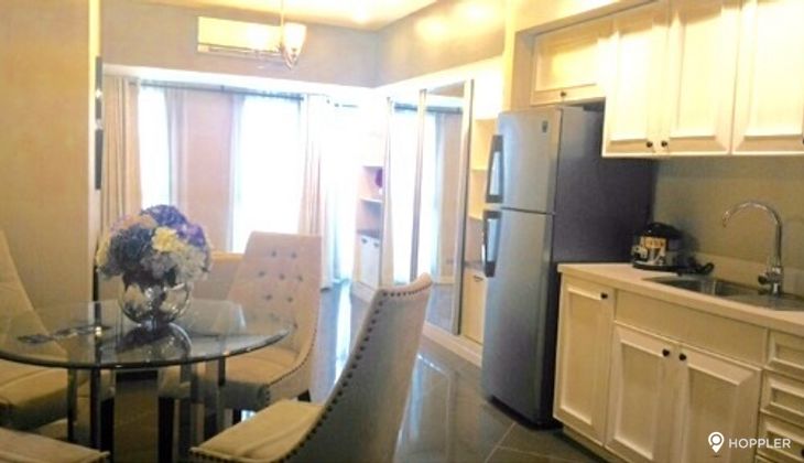 "1BR Condo for Rent in The Manansala, Rockwell Center, Makati"02
