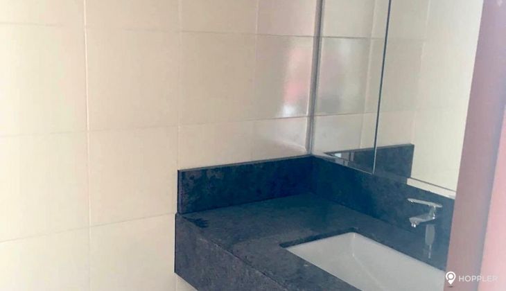 "2BR Condo for Rent in One Wilson Square, Greenhills, San Juan"04