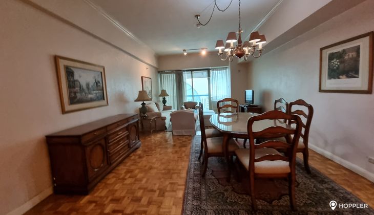 "2BR Condo for Rent in The Frabella 1, Legazpi Village, Makati"02