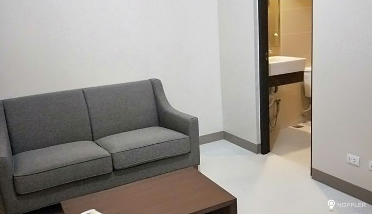"1BR Condo for Rent in One Uptown Residence, BGC - Bonifacio Global City, Taguig"03