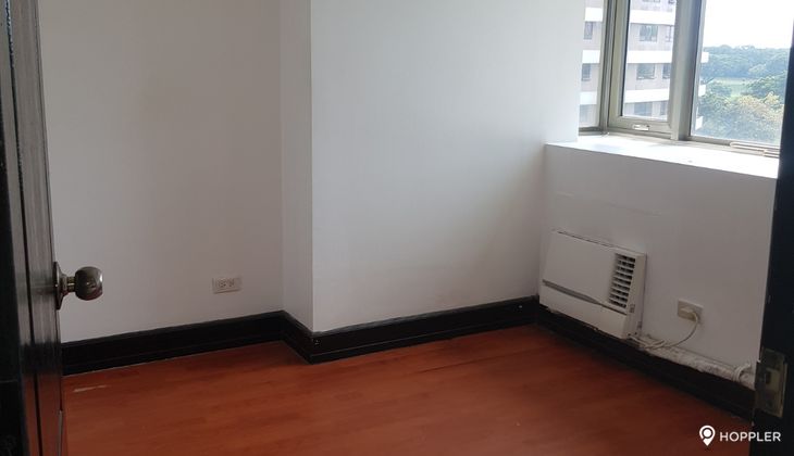 "1BR Condo for Rent in Forbeswood Parklane, BGC - Bonifacio Global City, Taguig"02