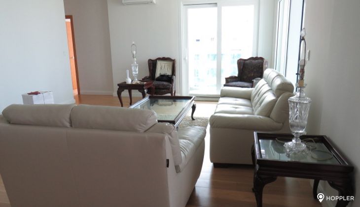 "3BR Condo for Rent in Park Terraces, San Lorenzo Village, Makati"02