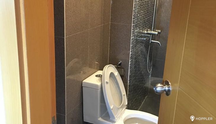 "2BR Condo for Rent in The Trion Towers, BGC - Bonifacio Global City, Taguig"03