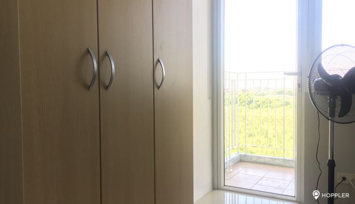 "2BR Condo for Rent in Field Residences , San Dionisio, Parañaque"02