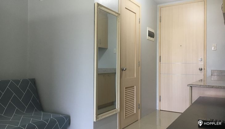 "2BR Condo for Rent in Field Residences , San Dionisio, Parañaque"04
