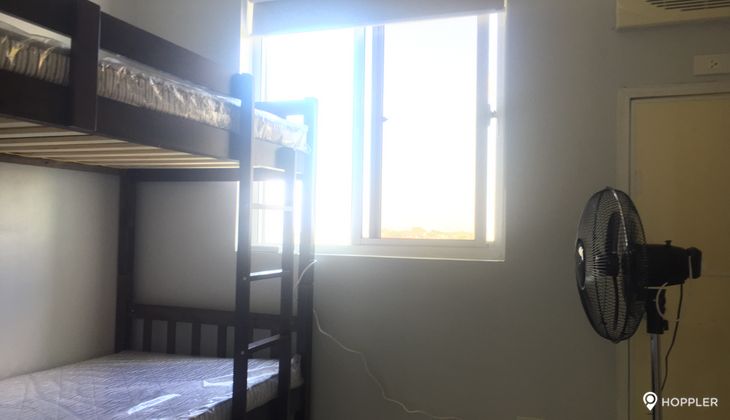 "2BR Condo for Rent in Field Residences , San Dionisio, Parañaque"06