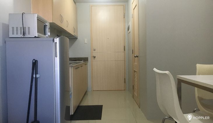 "2BR Condo for Rent in Field Residences , San Dionisio, Parañaque"07