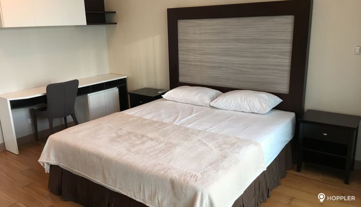 "3BR Condo for Rent in Park Terraces, San Lorenzo Village, Makati"05