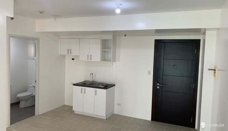 "1BR Condo for Rent in Avida Towers BGC 9th Ave., BGC - Bonifacio Global City, Taguig"02