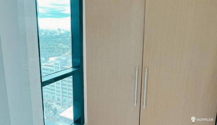 "2BR Condo for Rent in BSA Twin Towers, Ortigas Center, Pasig"08