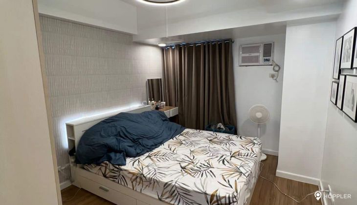 "1BR Condo for Rent in Solstice, Carmona, Makati"10