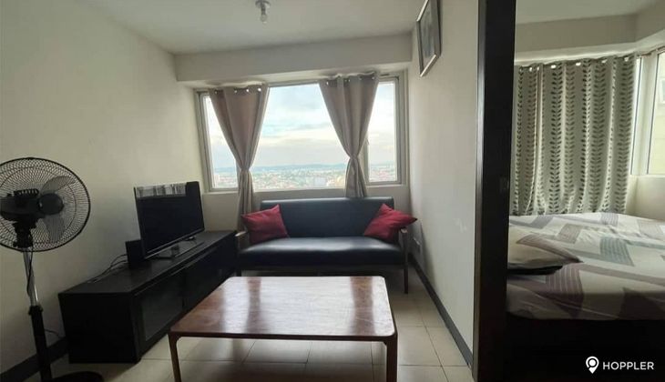 "2BR Condo for Rent in Ridgewood Towers, McKinley Hill, Taguig"03