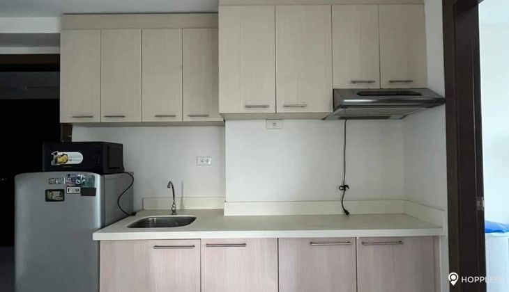 "2BR Condo for Rent in Ridgewood Towers, McKinley Hill, Taguig"08