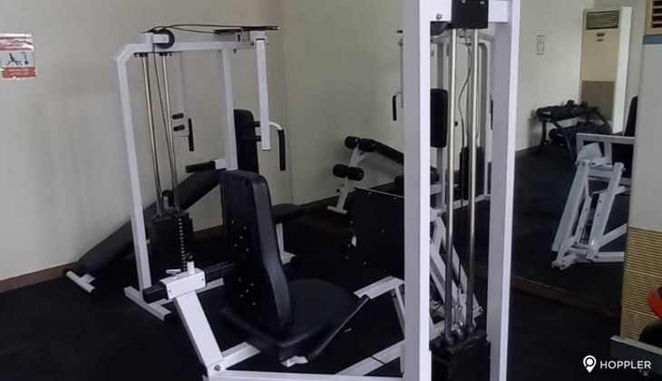 "2BR Condo for Rent in Ridgewood Towers, McKinley Hill, Taguig"10