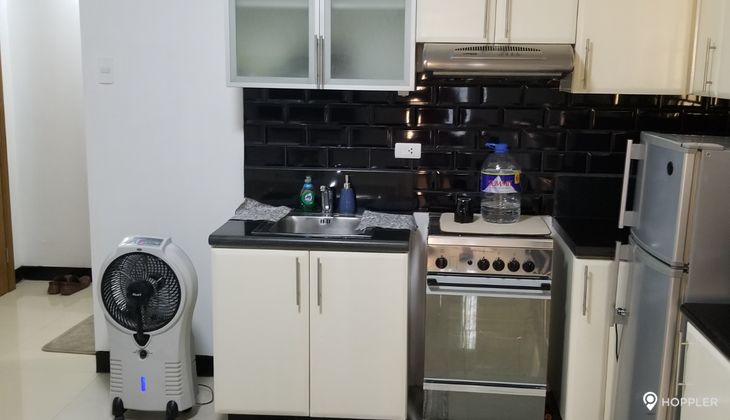 "1BR Condo for Rent in Morgan Suites Executive Residences, McKinley Hill, Taguig"06